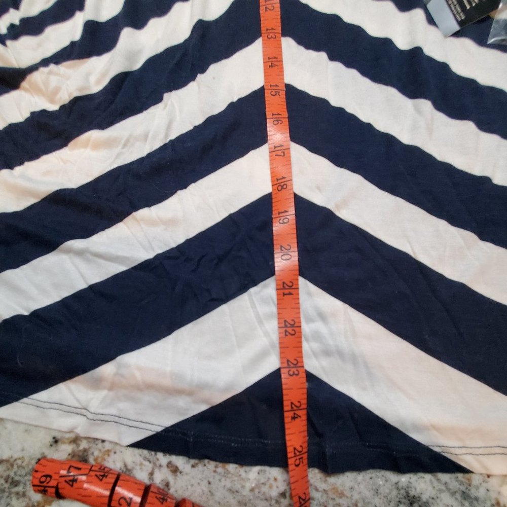 INC NWT Striped sleeveless top - Picture 6 of 7